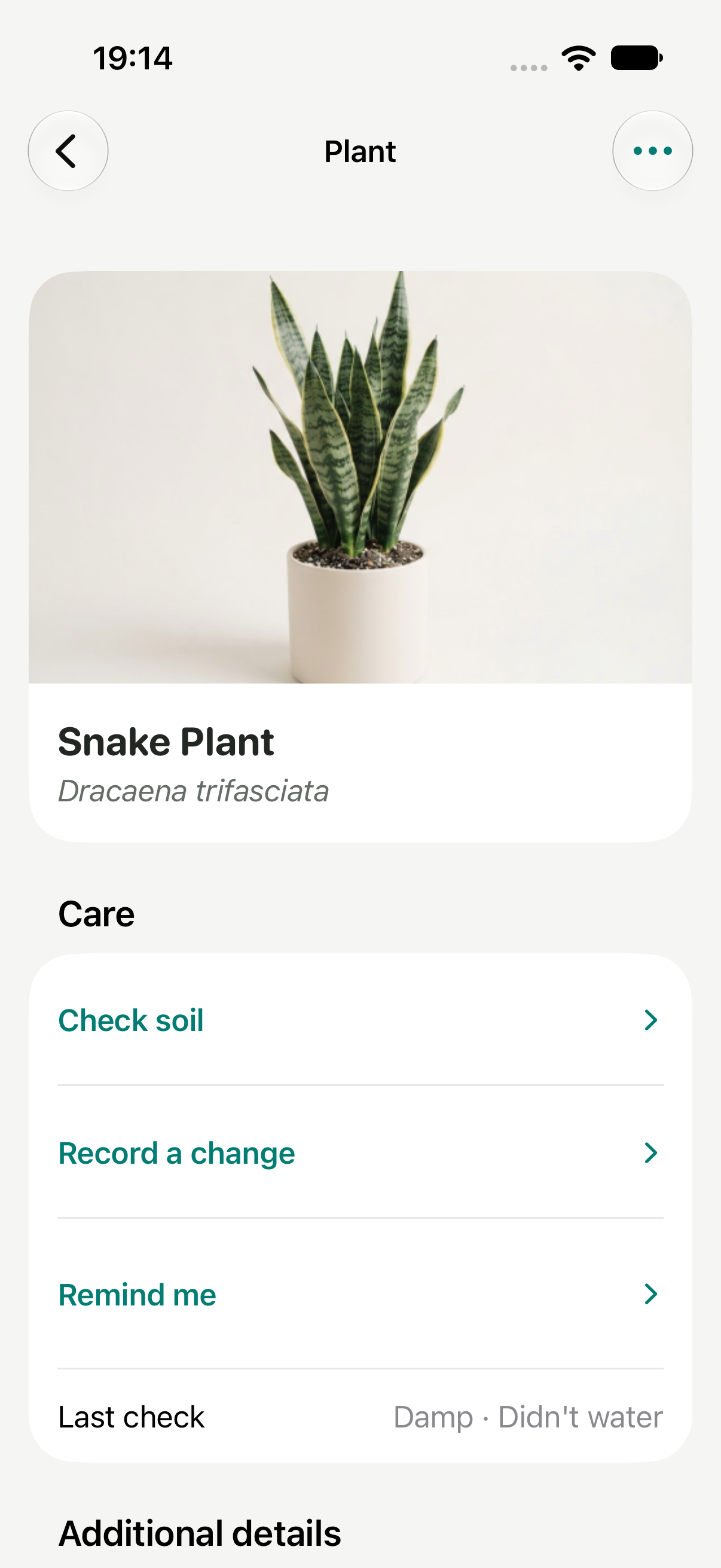 Current native plant detail screen with common name and scientific name grouped together beneath the plant photo